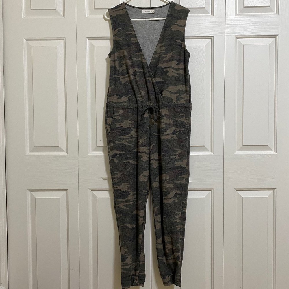 Mustard Seed Camo Jumpsuit Size Medium - Picture 2 of 11